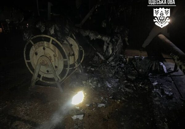 Вражеские дроны атаковали юг Одесчины ночью 24 ноября: повреждена портовая инфраструктура Вражеские дроны атаковали юг Одесчины ночью 24 ноября: повреждена портовая инфраструктура