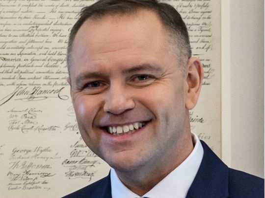Польща закручує гайки: Навроцький згортає програму допомоги українським біженцям