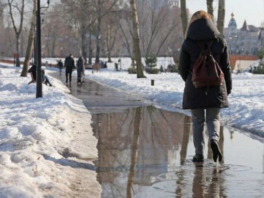 Обігріє погода, але не батареї: експерт про те, чому українці чекатимуть більше світла до березня