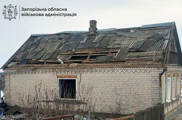 Російські удари не&nbsp;зупиняються: горять будинки та&nbsp;газопровід, є&nbsp;поранені та&nbsp;загиблі (фото, відео)