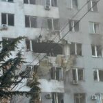 Безпілотник ворога вразив багатоповерхівку в Одесі (фото, відео)