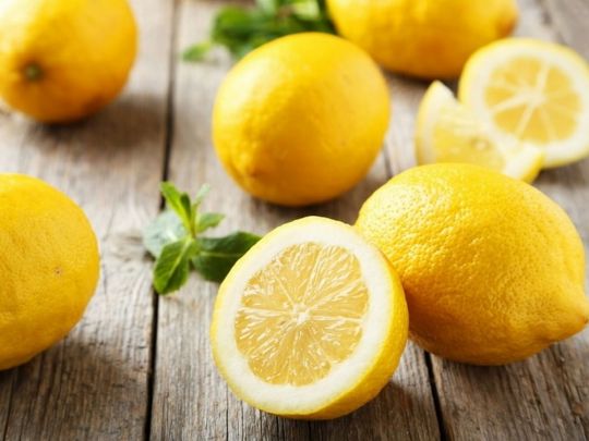 Не лише вітамін С: маловідомі причини додати лимон до свого щоденного раціону