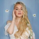 Швидше, ніж планувалося: популярна співачка стала мамою (фото, відео)