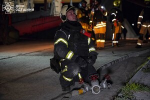 Ночью Одесчина оказалась под ракетно-дроновыми ударами: есть пострадавшие Ночью Одесчина оказалась под ракетно-дроновыми ударами: есть пострадавшие